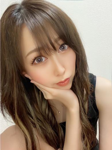 アヤリ　美尻美肌のS痴女降臨♡