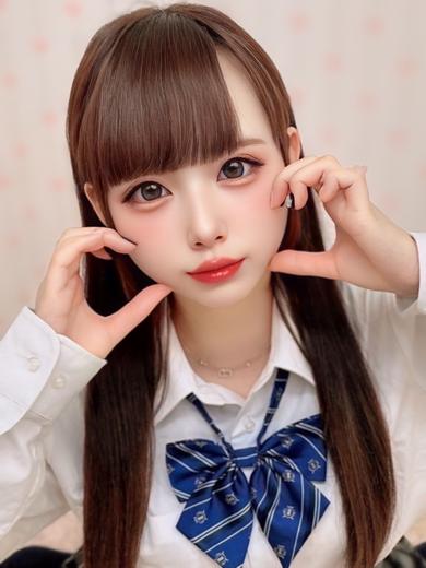 ミオ【顔入り動画撮り放題♪】〔19歳〕     色白美肌美乳な19歳降臨♡