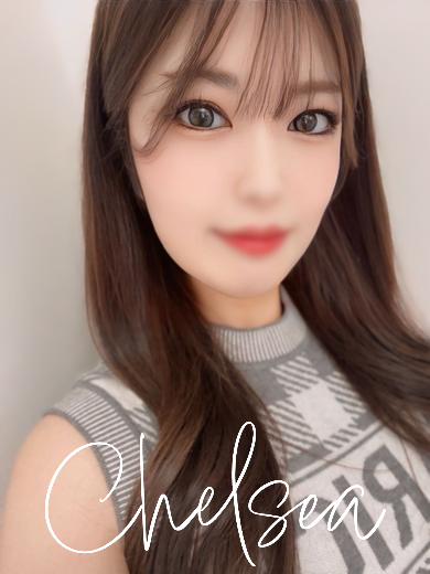 ナホ【コスプレ・玩具系】〔22歳〕 チューとイチャ×2が大好き♡